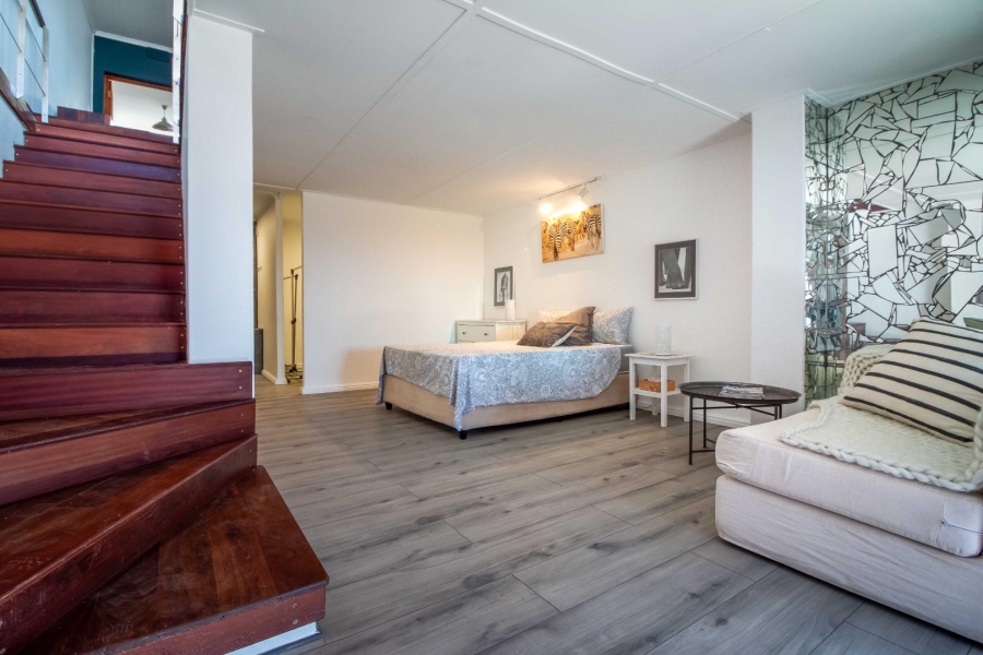 3 Bedroom Property for Sale in Zonnebloem Western Cape